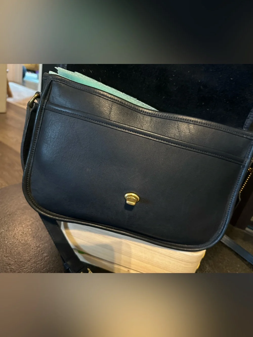 Vintage Coach City Bag (Style 9790) in navy blue